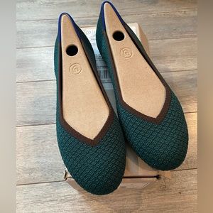 New in Box Juniper Rothy’s